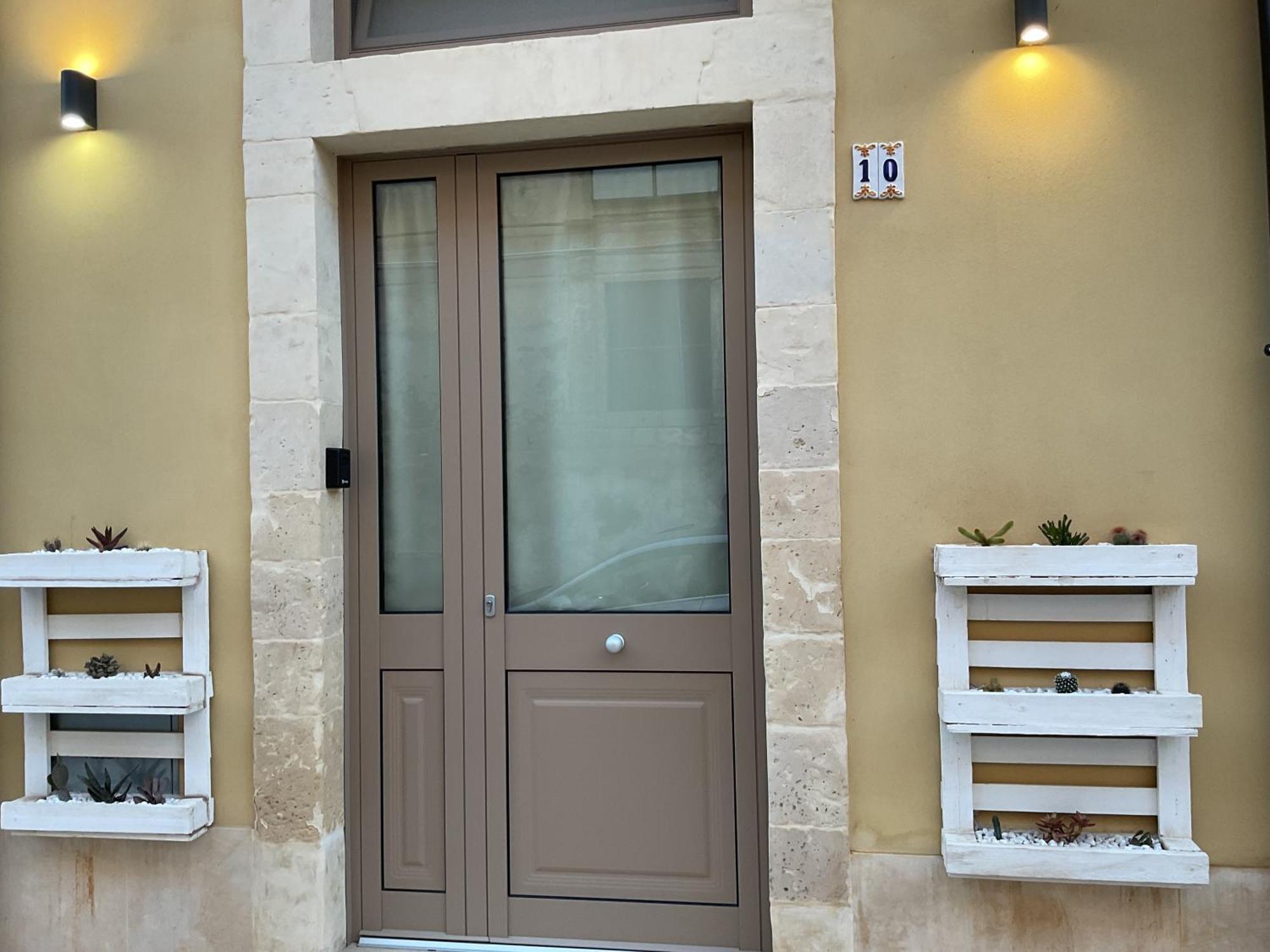 Rossaroll Holiday Houses Noto Eksteriør bilde